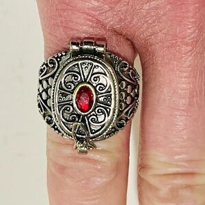 Vintage Poison Ring Size 9 Silver Tone Red Crystal Secret Compartment